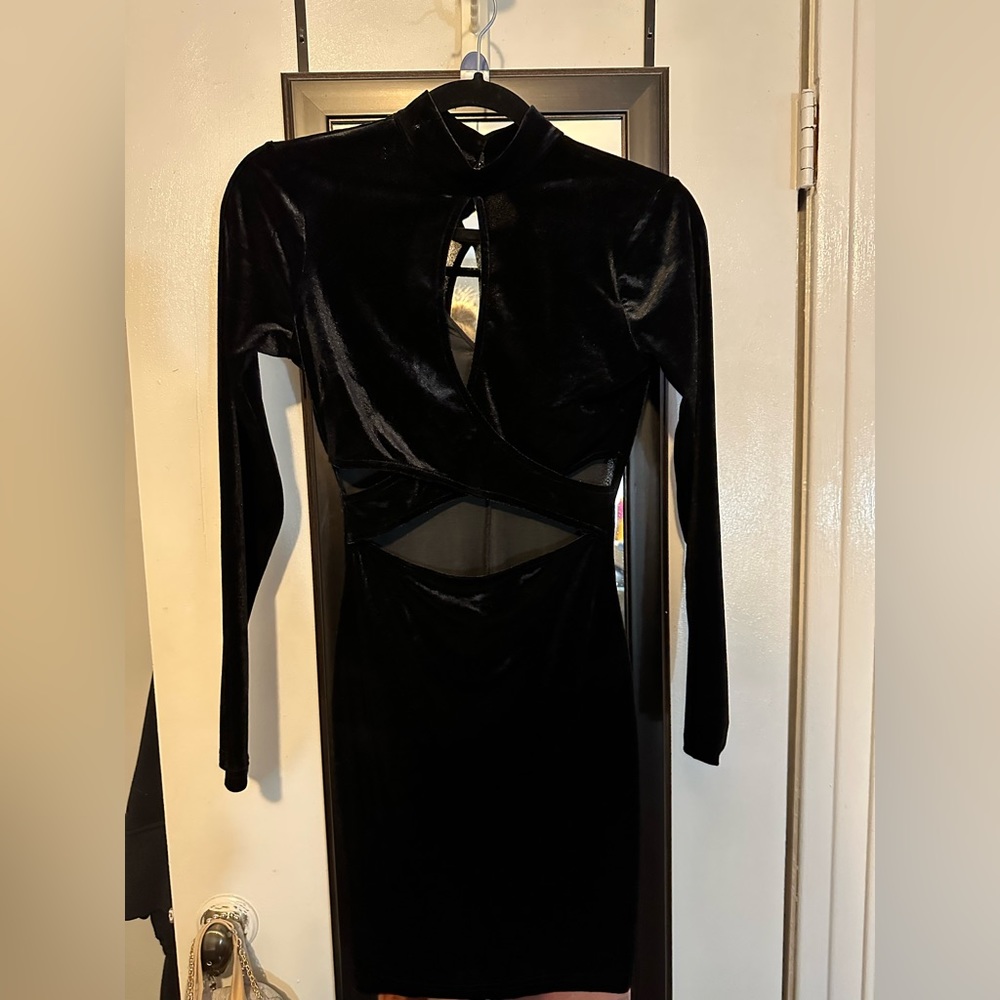 Black Widsor going out dress